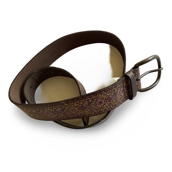 Old Navy Embossed Leather Belt - Picture 2 of 5